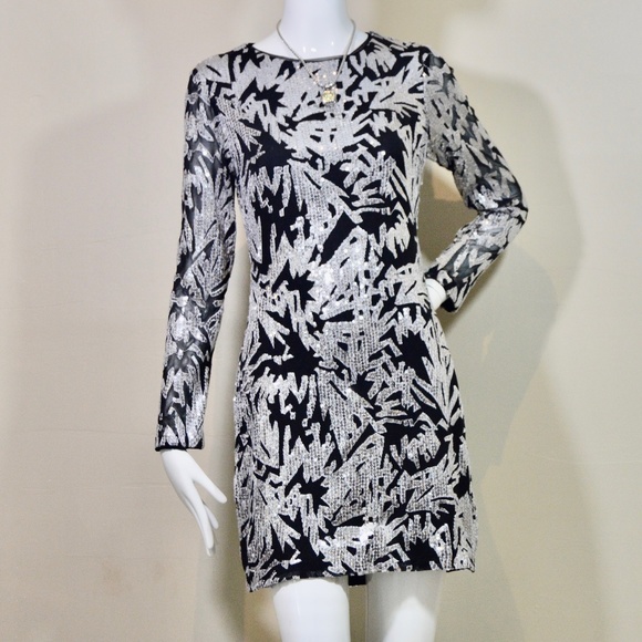 🆕🏷️  Aqua Black & Silver Sequin Long Sleeve Mini Dress – Bloomingdale’s - Picture 9 of 16